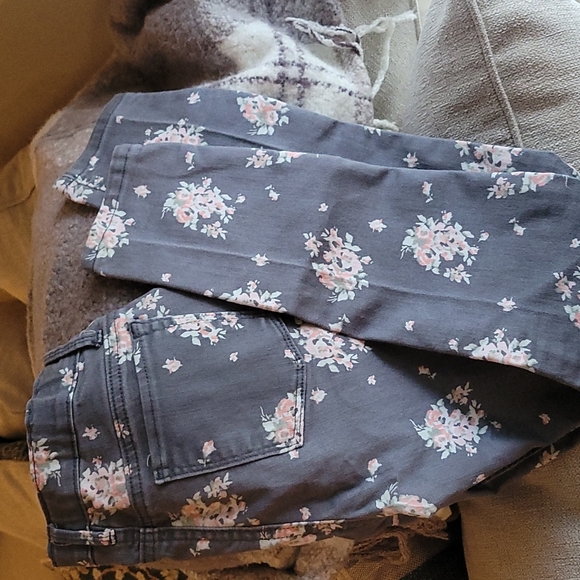 Bundle Old navy, colette lilly mauve stretch pants with hearts both size 12 - Picture 5 of 8